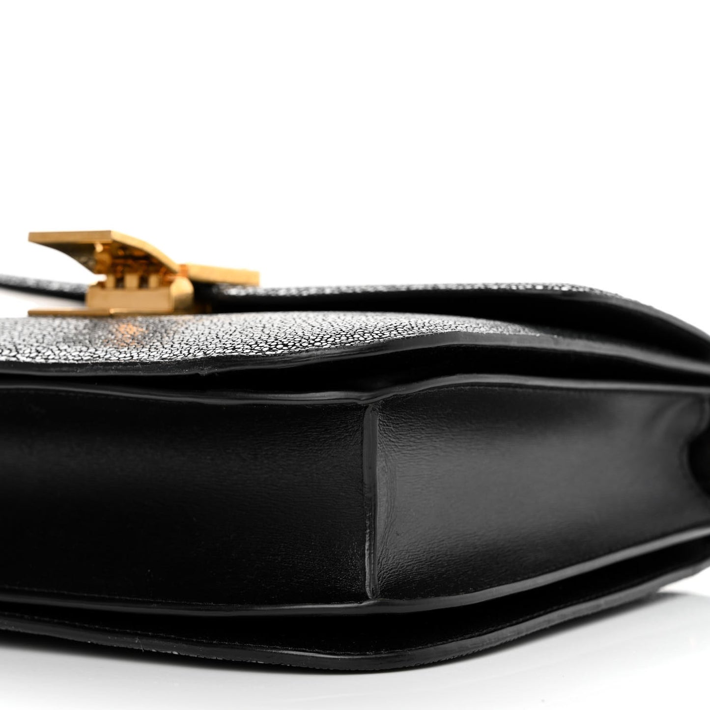 Stingray Medium Classic Box Flap Bag Black