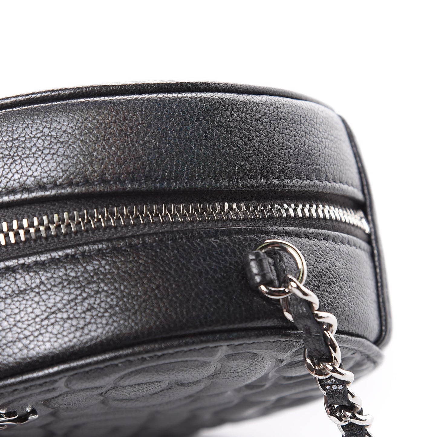 Goatskin Camellia Quilted Round Clutch With Chain Grey