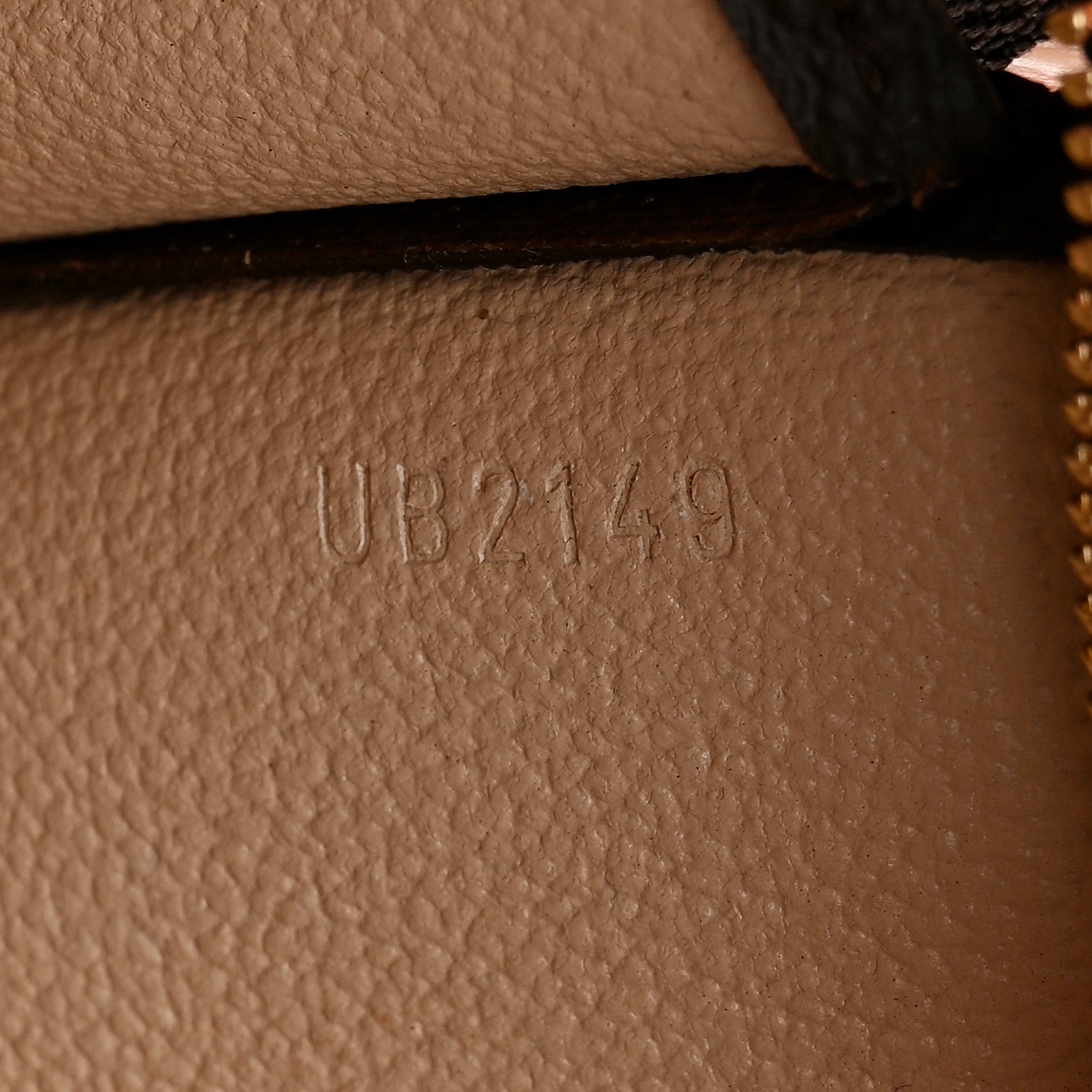 Louis Vuitton Monogram Toiletry Pouch 19 7 of 7