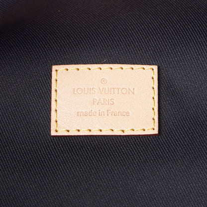 Louis Vuitton Monogram Bumbag 8 of 8