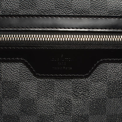 Louis Vuitton Damier Graphite Mick MM 6 of 7
