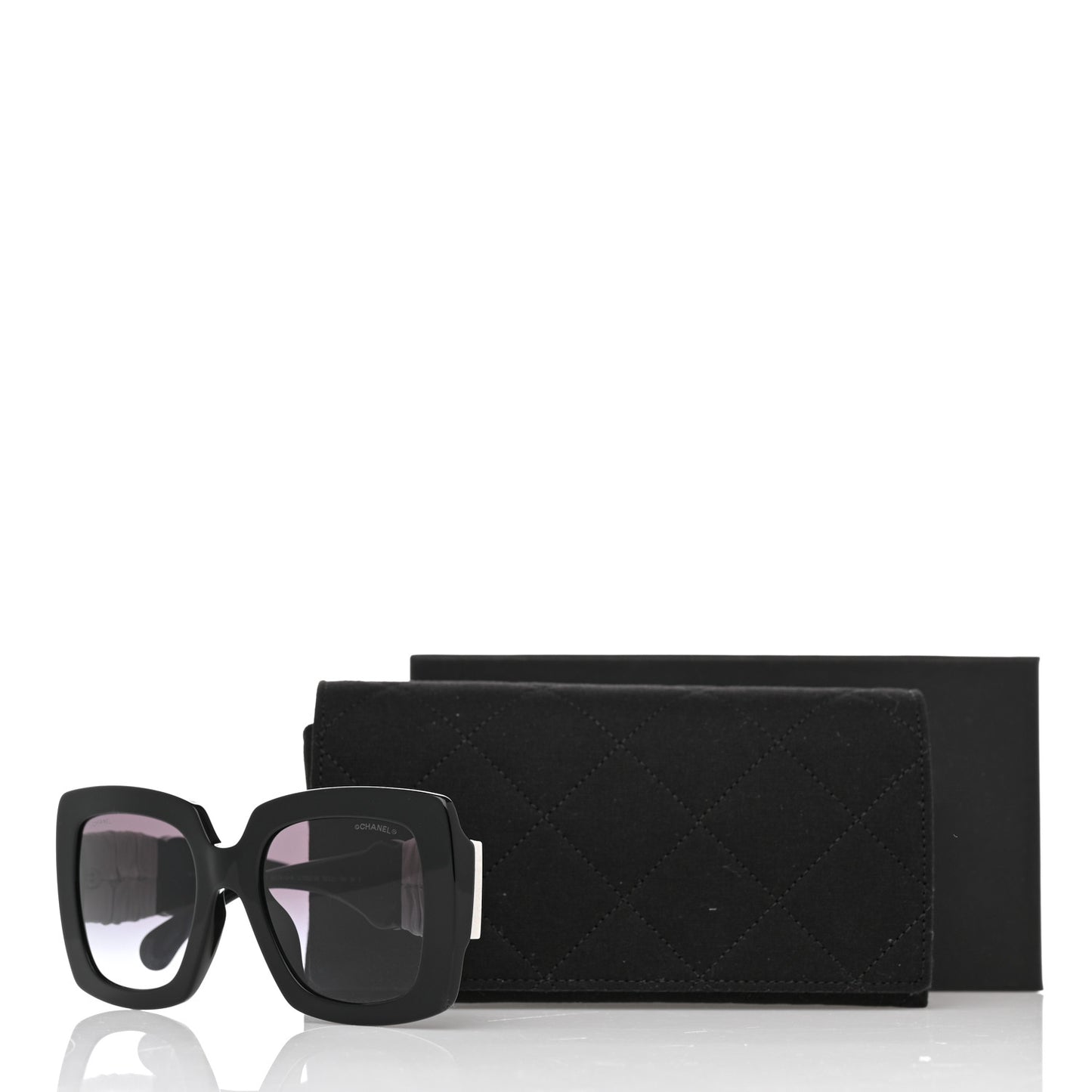 Acetate Calfskin Square Sunglasses 5474-Q-A Black White