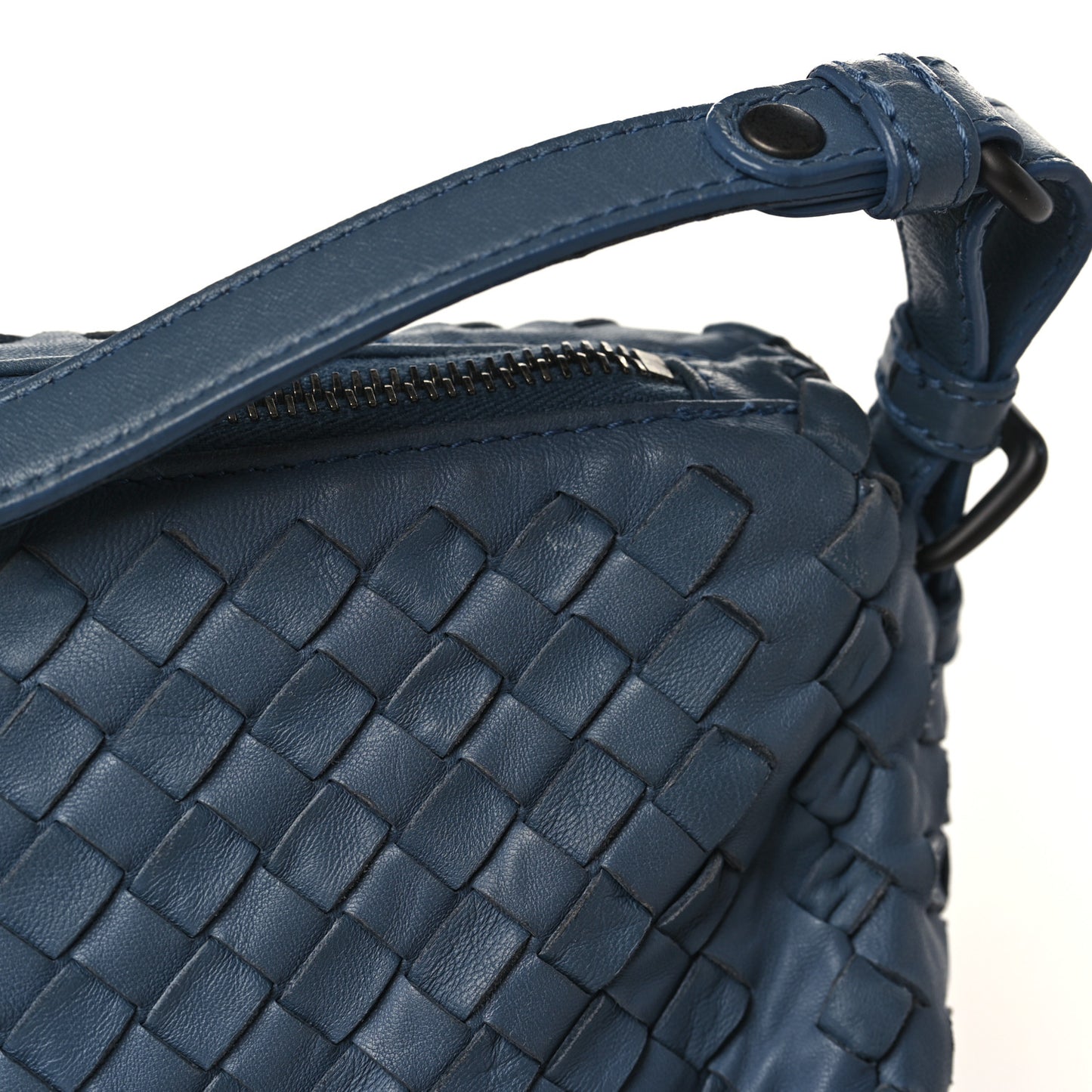 Nappa Intrecciato Seamless Hobo Krim