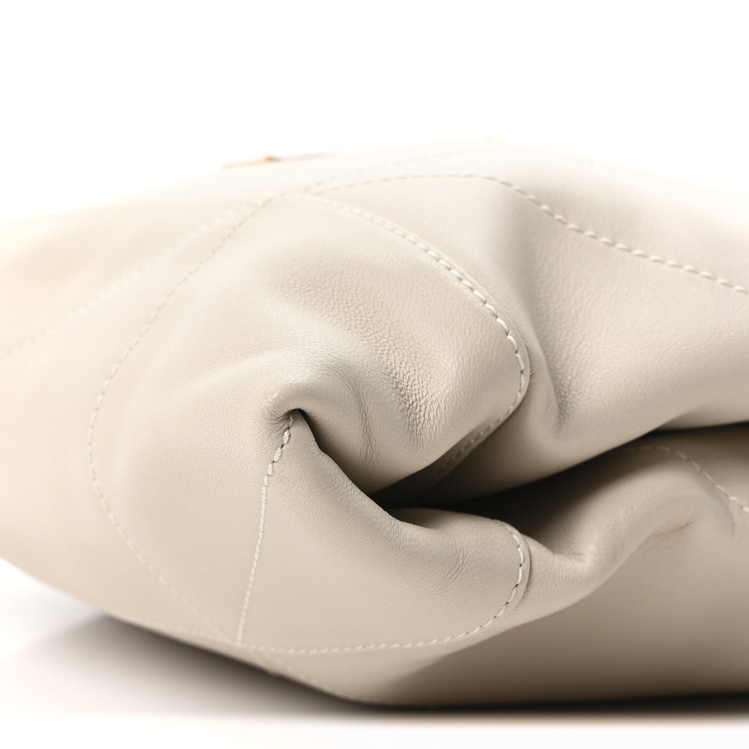 Saint Laurent Lambskin Matelasse Monogram Large Jamie 4.3 Pochon Crema Soft 11 of 11