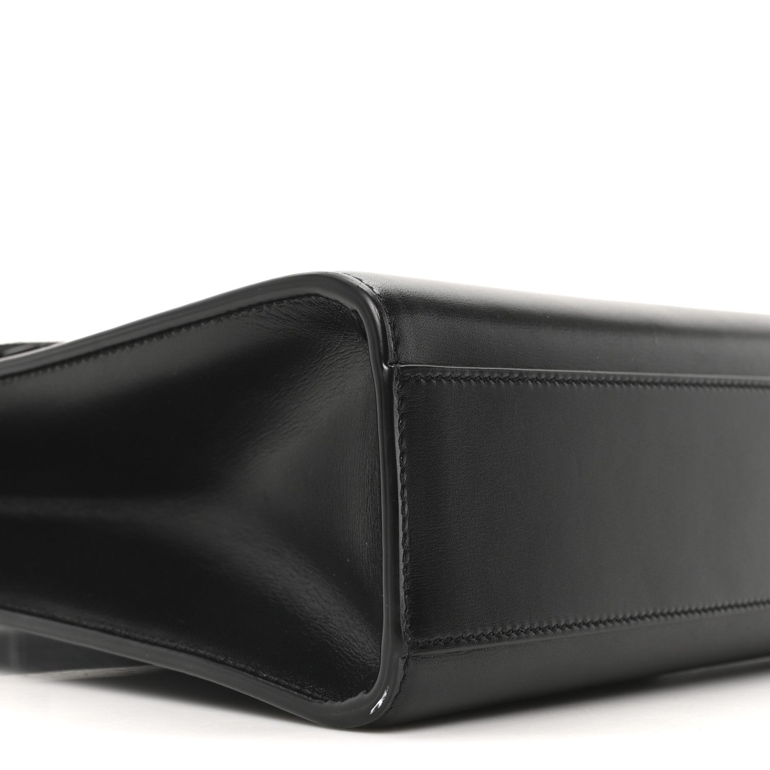 Saint Laurent Smooth Calfskin Manhattan Shoulder Bag Black 9 of 10