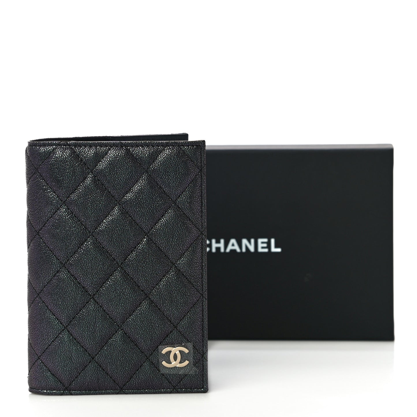 Iridescent Caviar Quilted Passport Holder Black