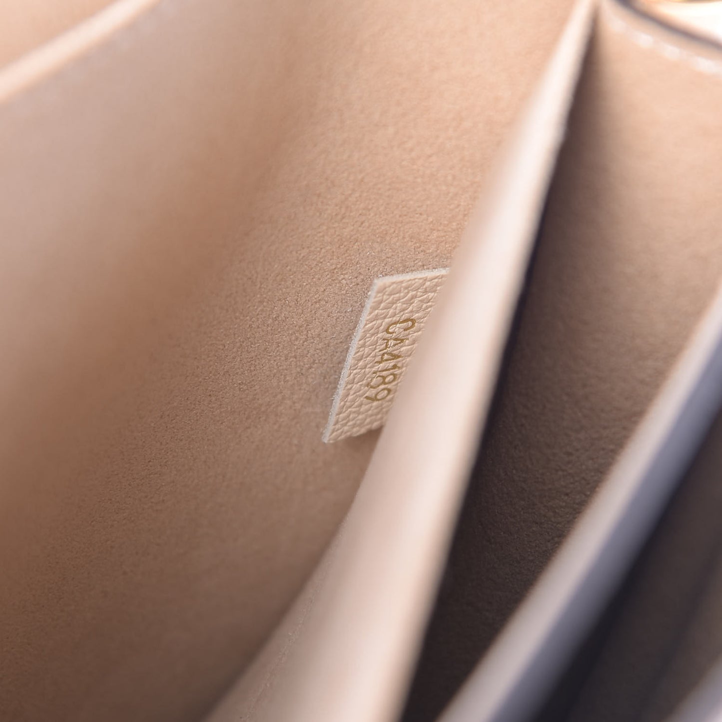 Monogram Vaugirard Creme