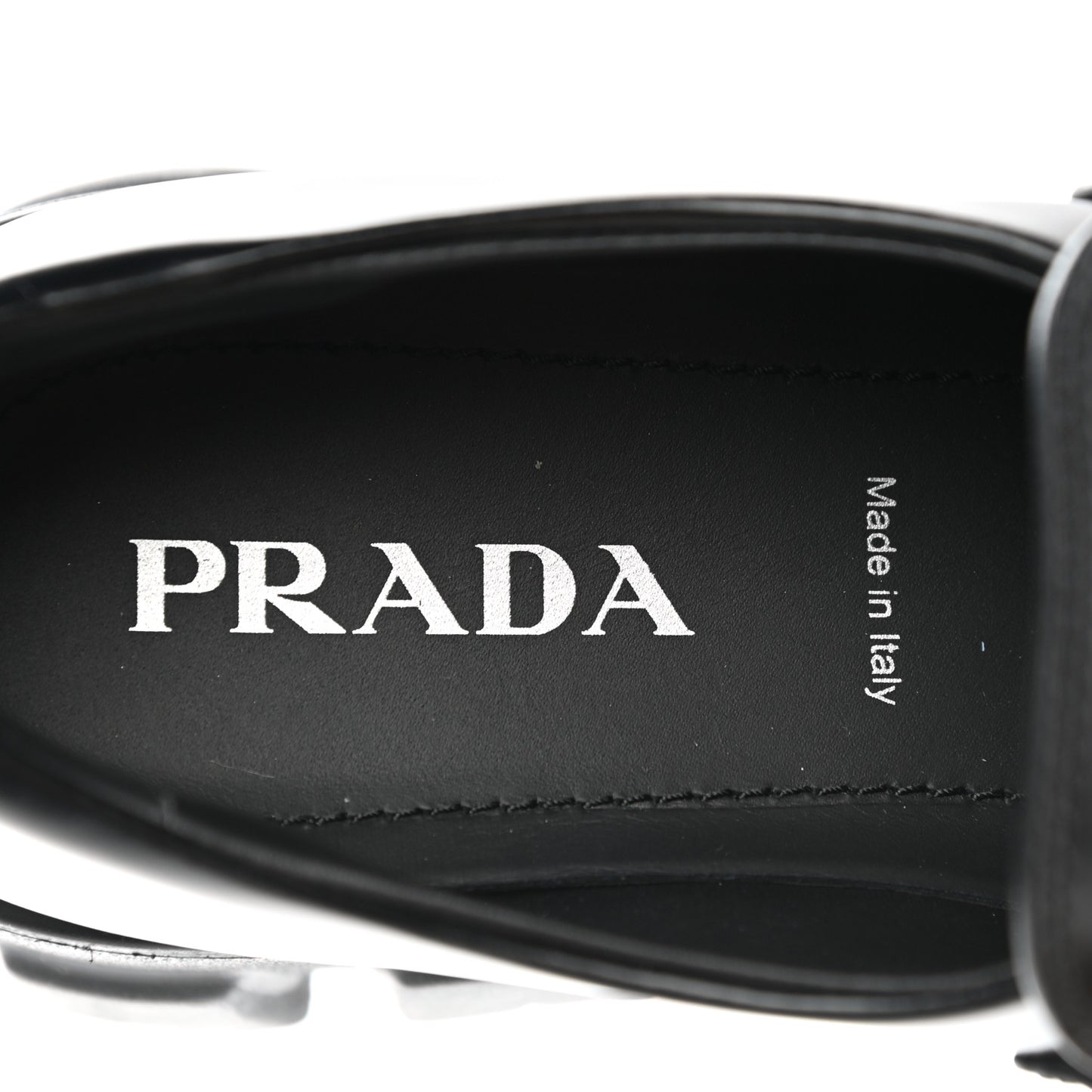 Spazzolato Triangle Logo Monolith Pointy 55mm Loafers 38 Black