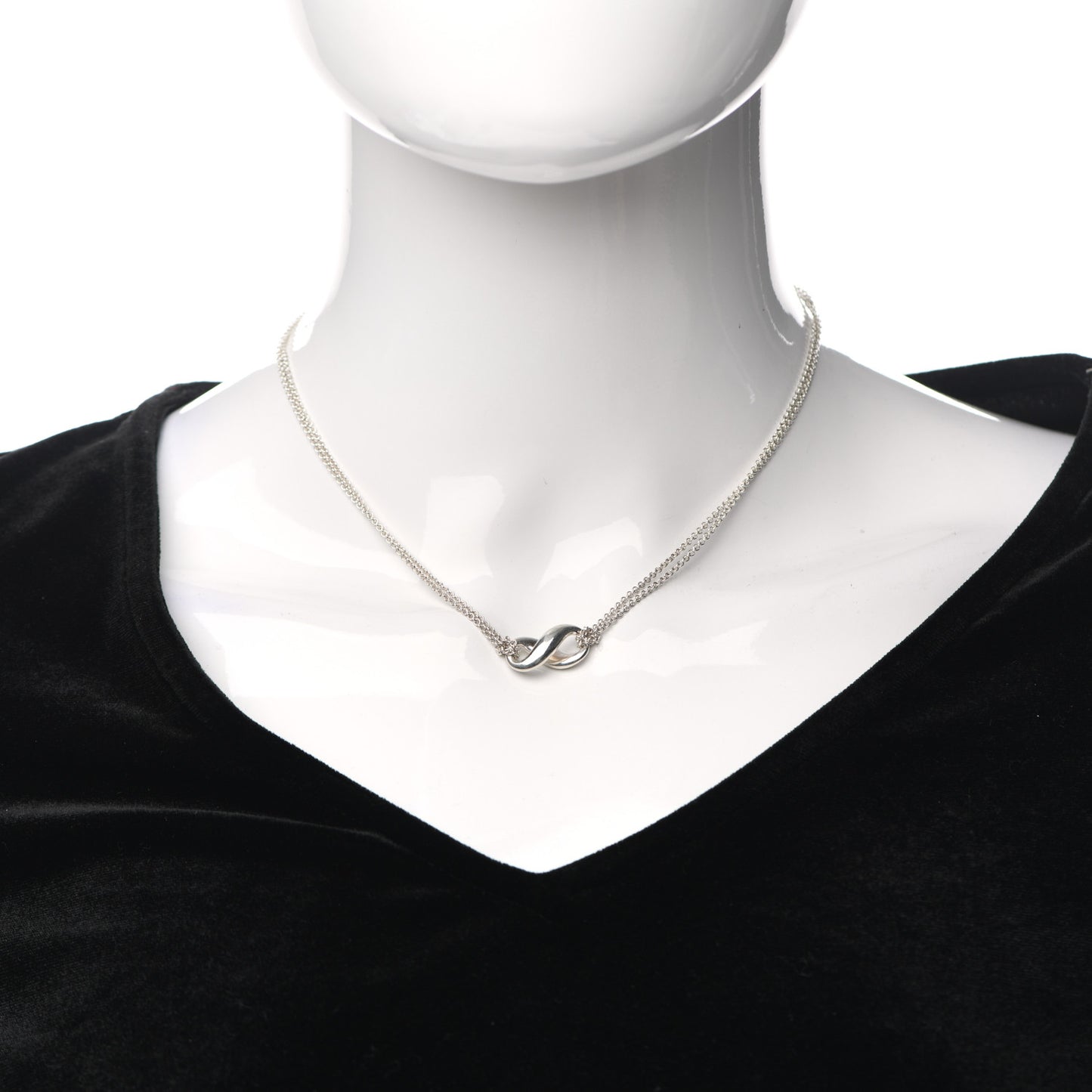 Sterling Silver Figure 8 Pendant Necklace