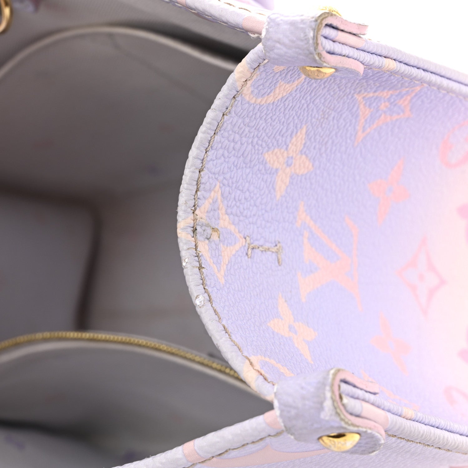 Louis Vuitton Monogram Giant Spring In The City Onthego PM Sunrise Pastel 12 of 15