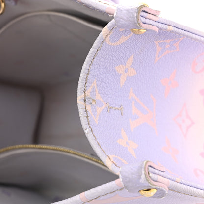 Louis Vuitton Monogram Giant Spring In The City Onthego PM Sunrise Pastel 12 of 15