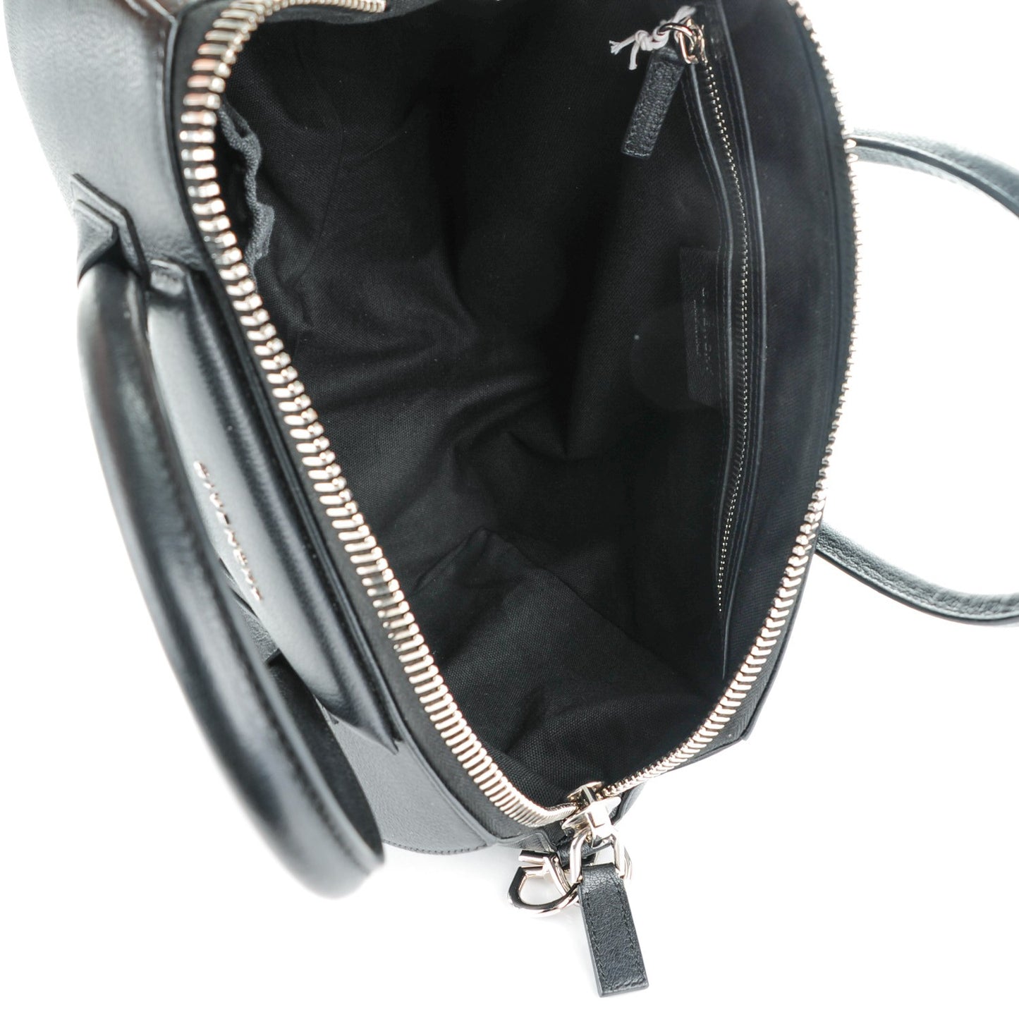 Sugar Goatskin Medium Antigona Black