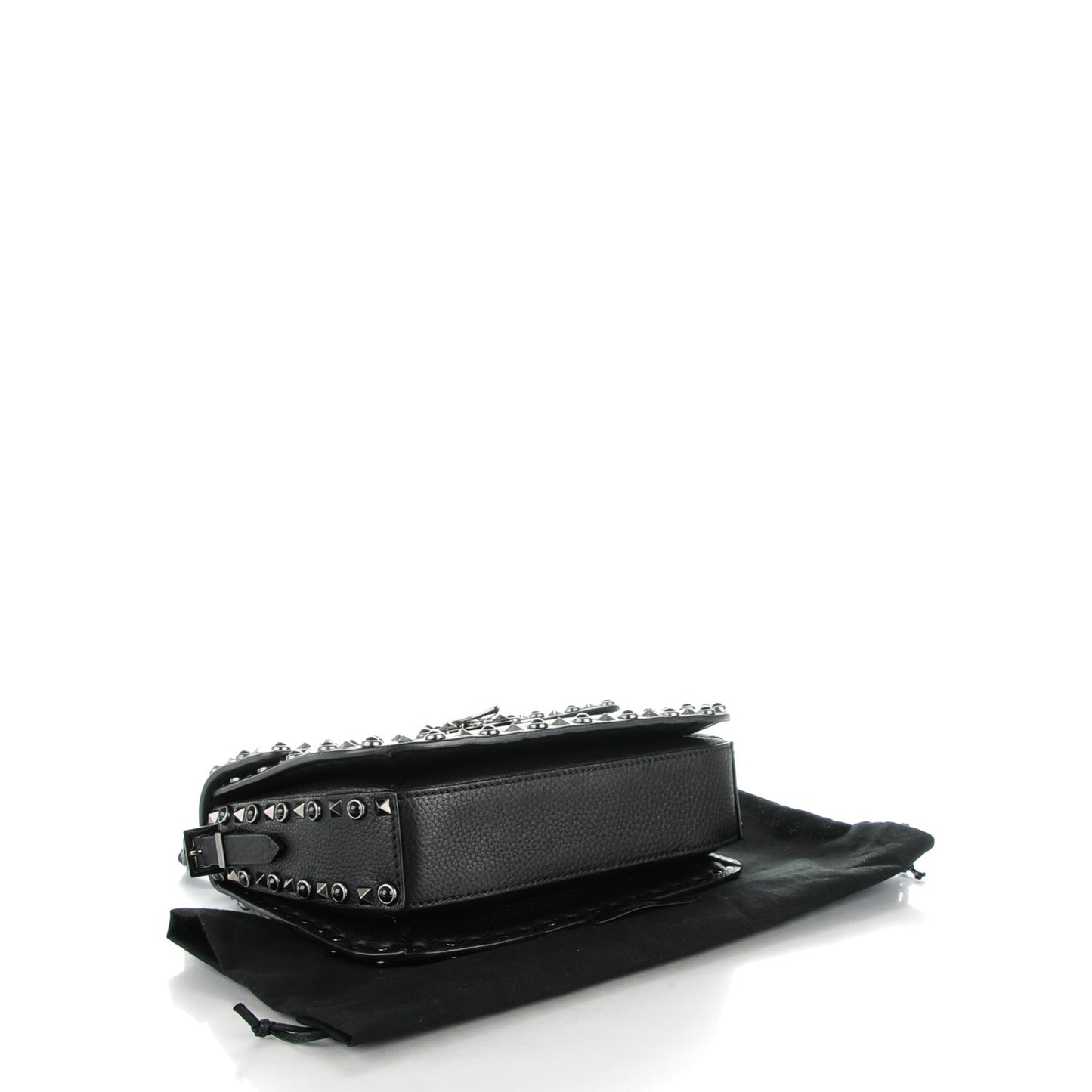 Pebbled Calfskin Onyx Medium Rockstud Rolling Flap Saddle Bag Black