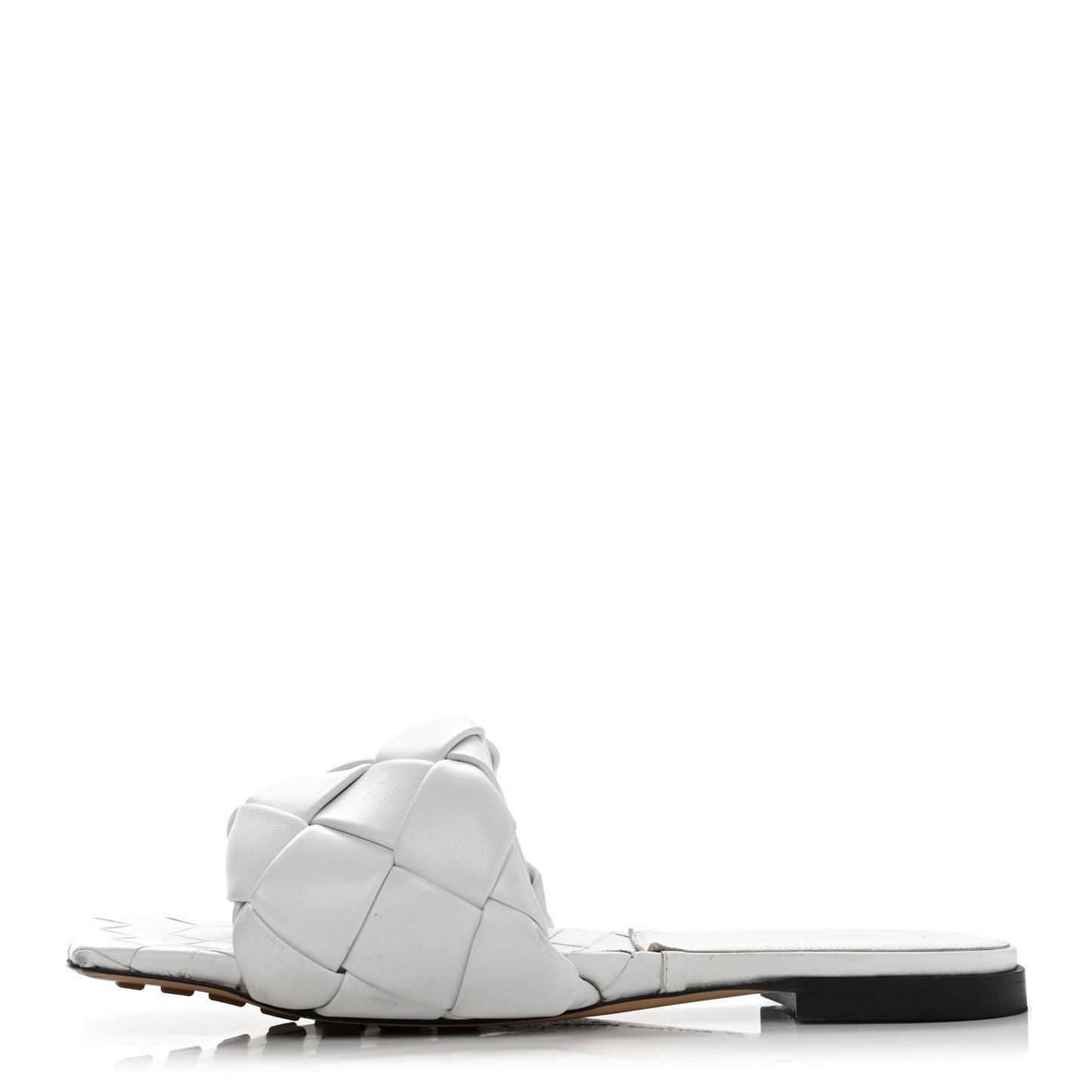 Nappa Maxi Intrecciato Lido Flat Sandals 39.5 Optic White
