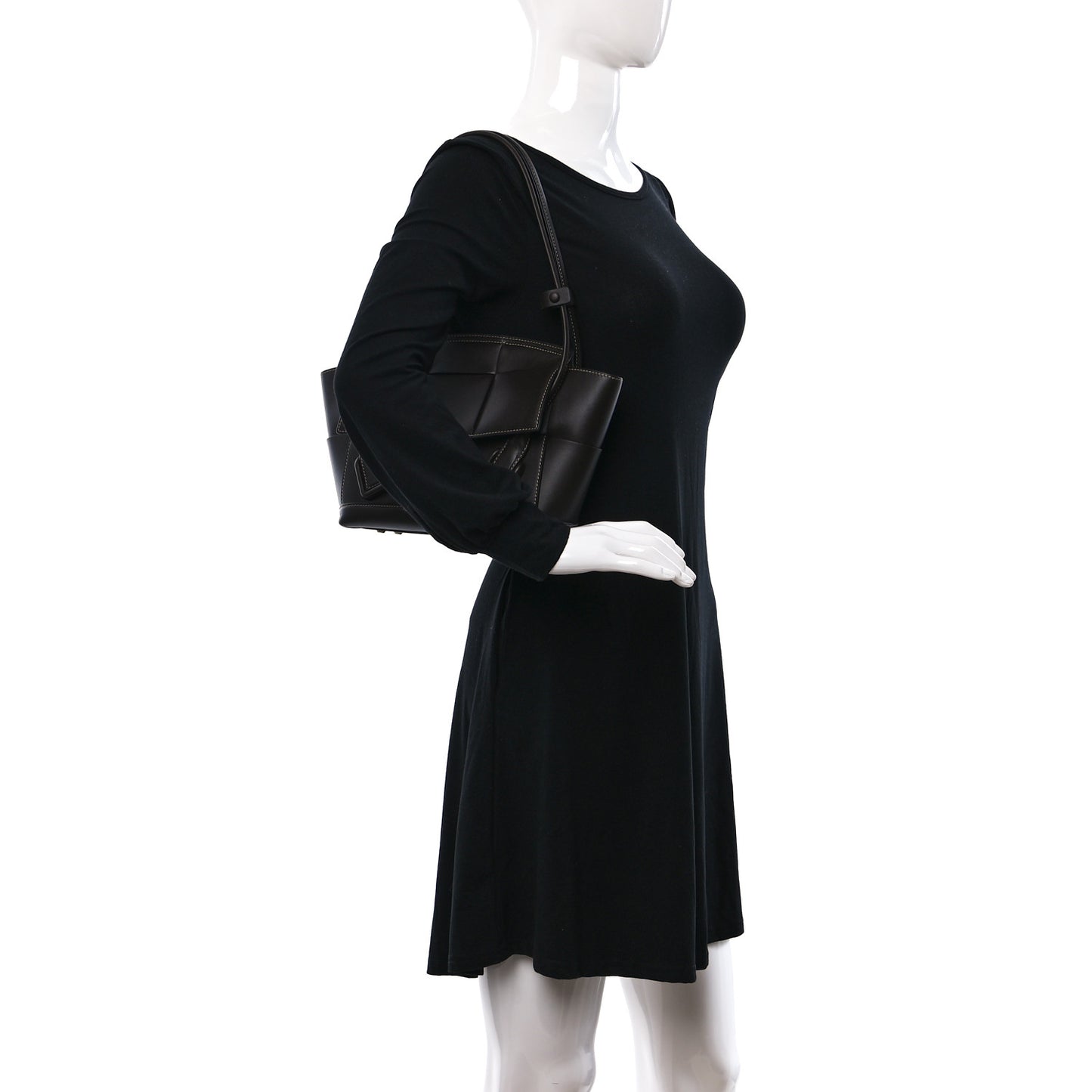French Calfskin Maxi Intrecciato Small Arco Black
