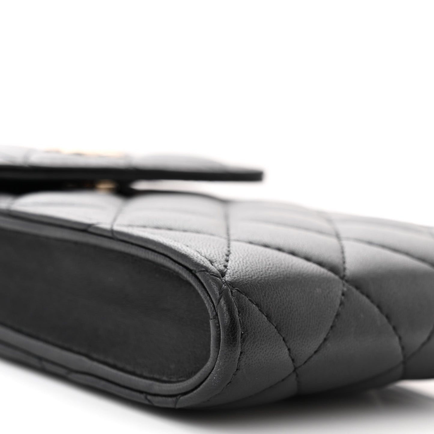 Lambskin Quilted Pearl Phone Holder With Chain Black