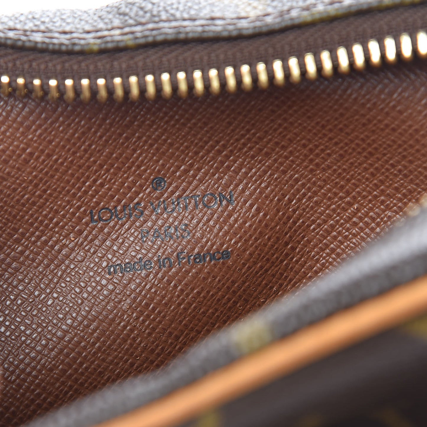 Monogram Amazone