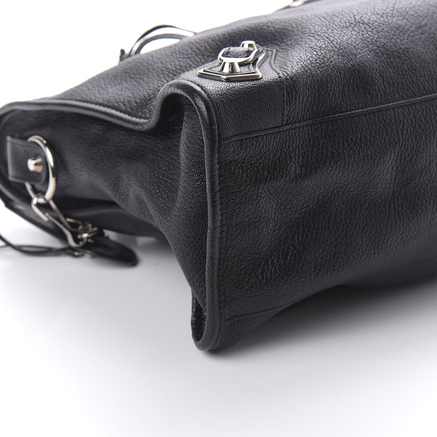 Chevre Silver Metallic Edge Hardware City Black
