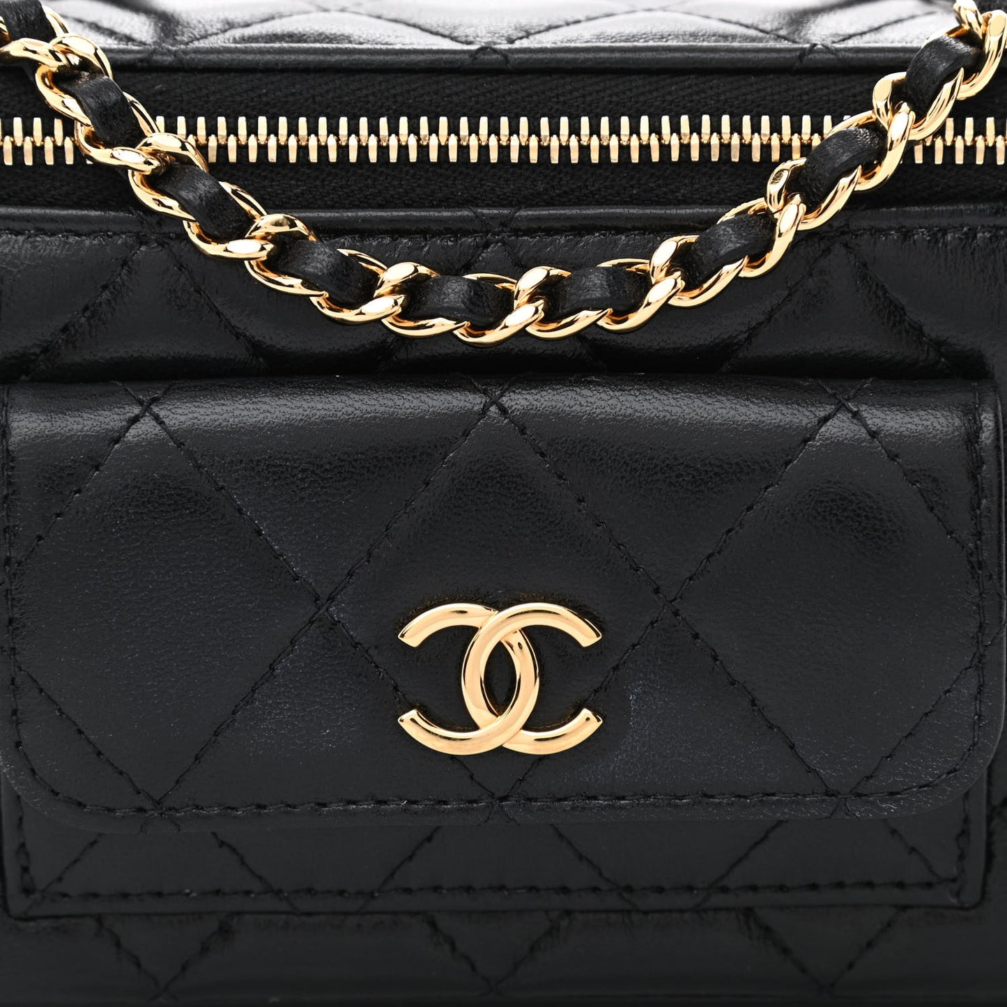 Lambskin Quilted Polly Pocket East West Top Vanity With Chain Black