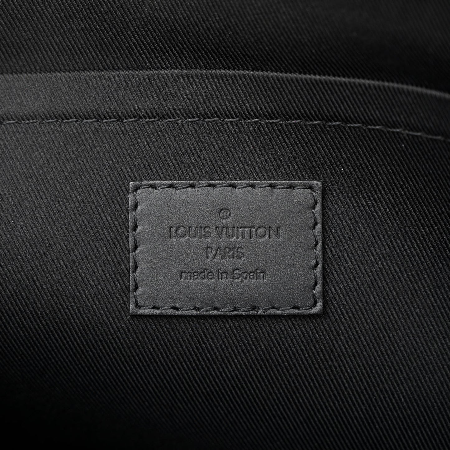 Calfskin Monogram Shadow Discovery Pochette Black