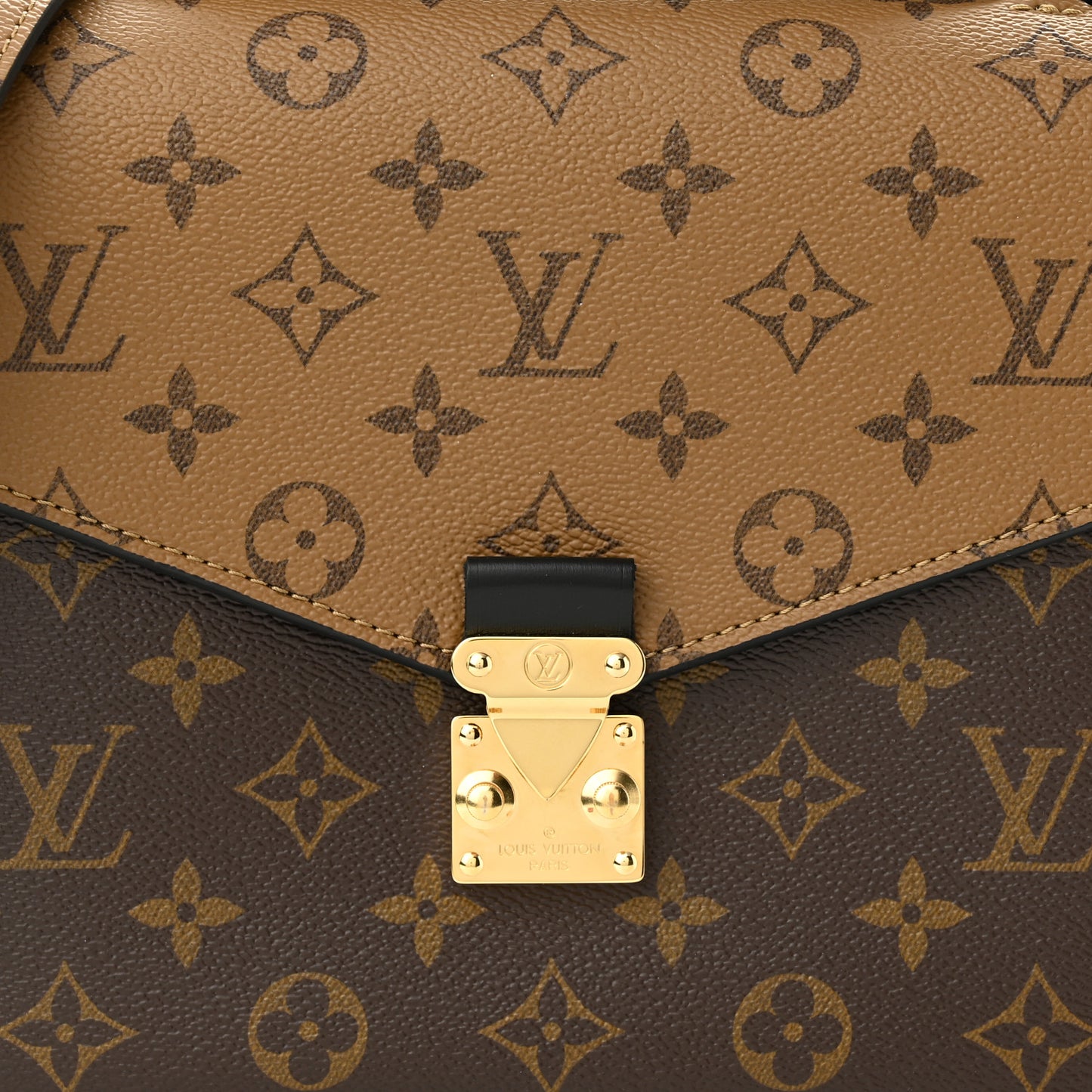 Reverse Monogram Pochette Metis