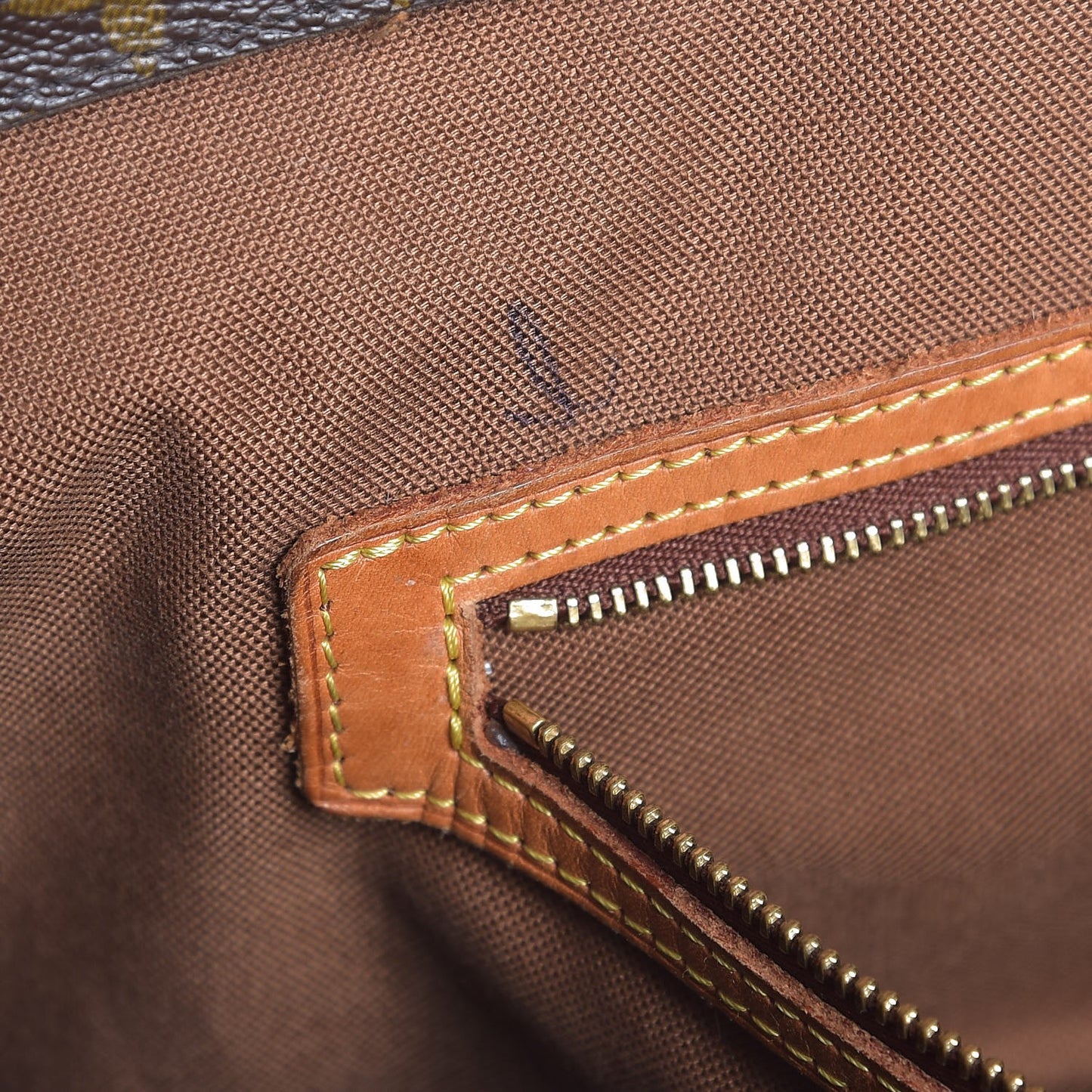 Monogram Cabas Mezzo