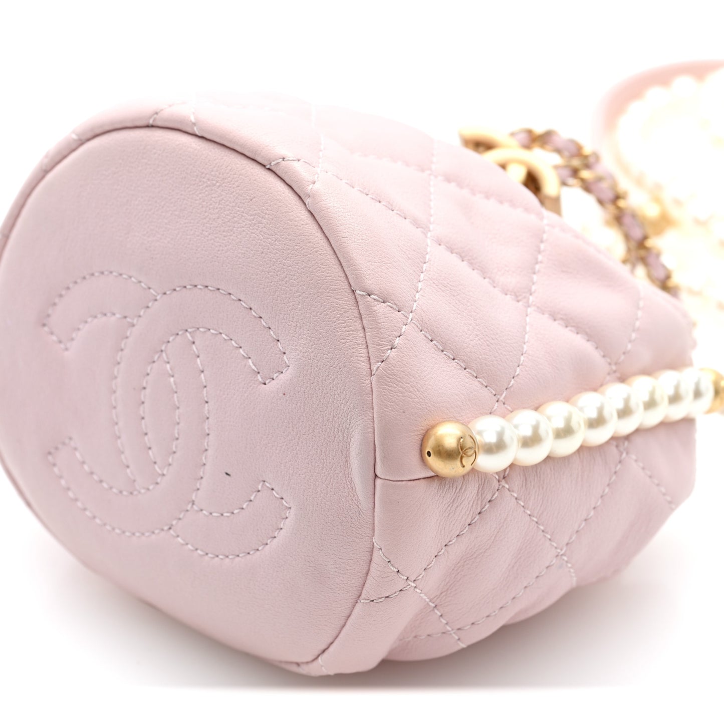 Calfskin Quilted Pearl Mini About Pearls Drawstring Bucket Light Pink