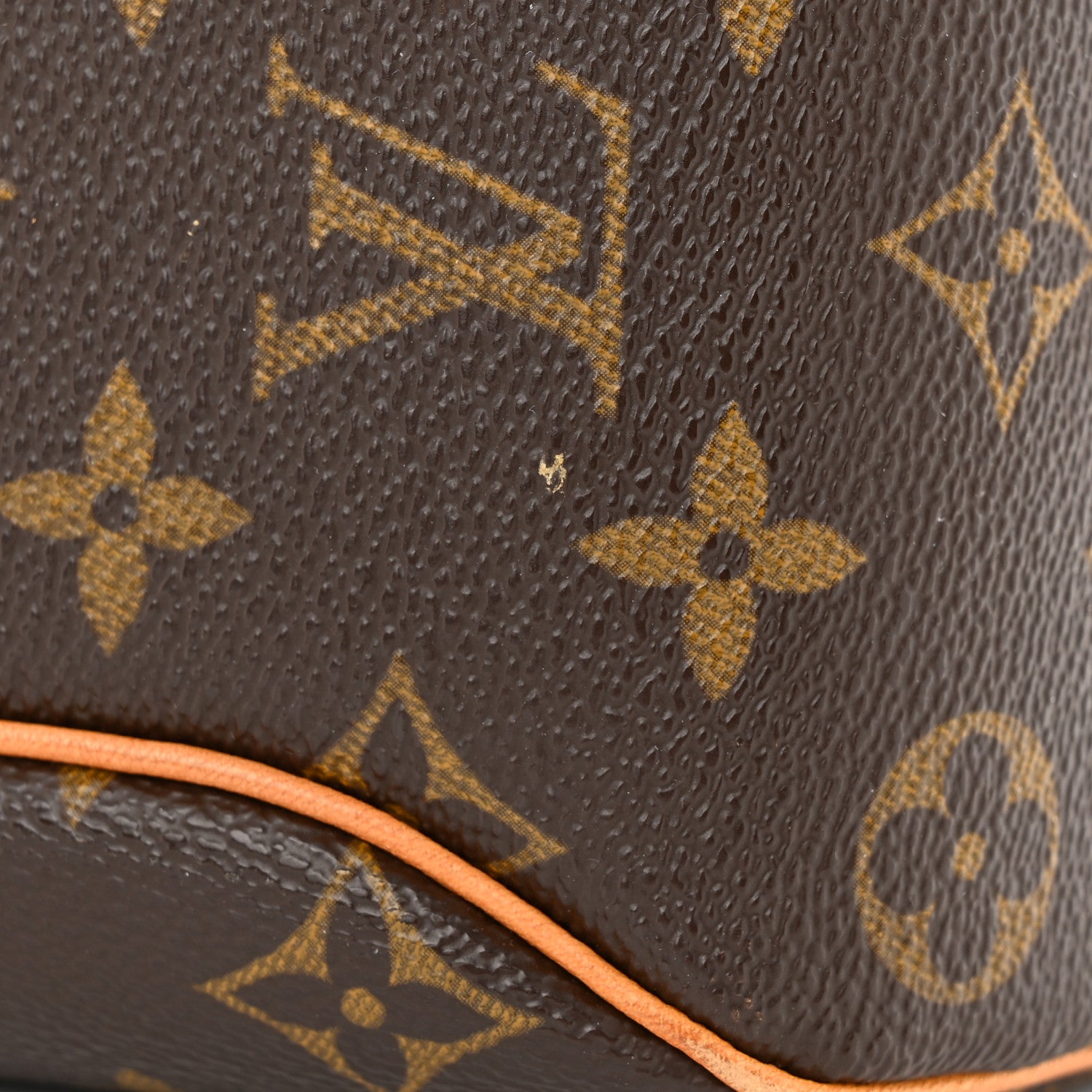 Louis Vuitton Monogram Blois 10 of 11