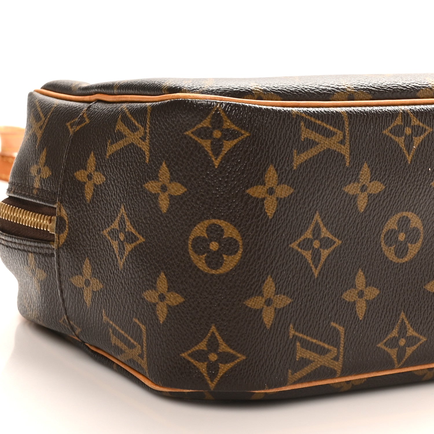 Louis Vuitton Monogram Cite MM 8 of 9