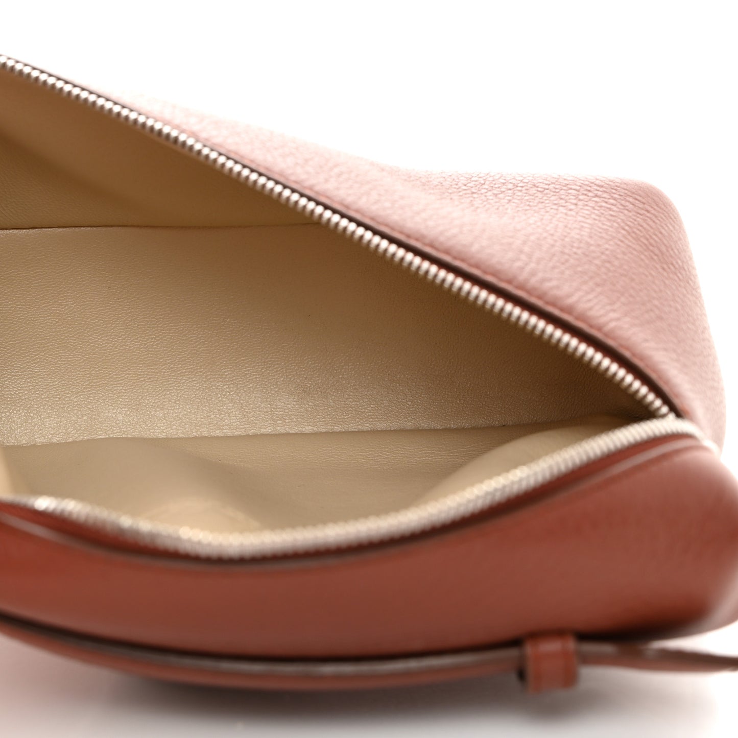 Grained Calfskin L19 Extra Pocket Pouch Kummel