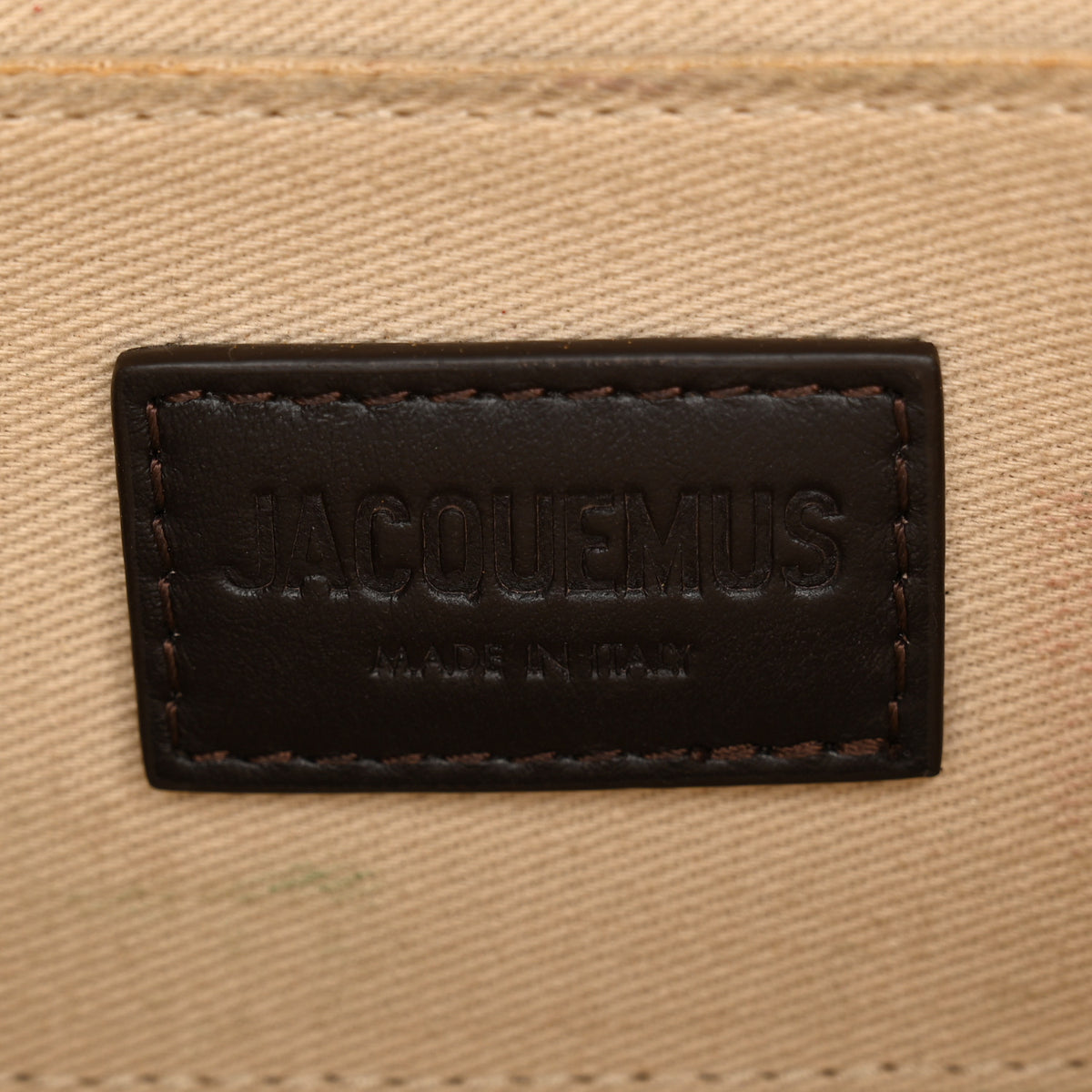 Smooth Calfskin Le Bisou Perle Medium Brown