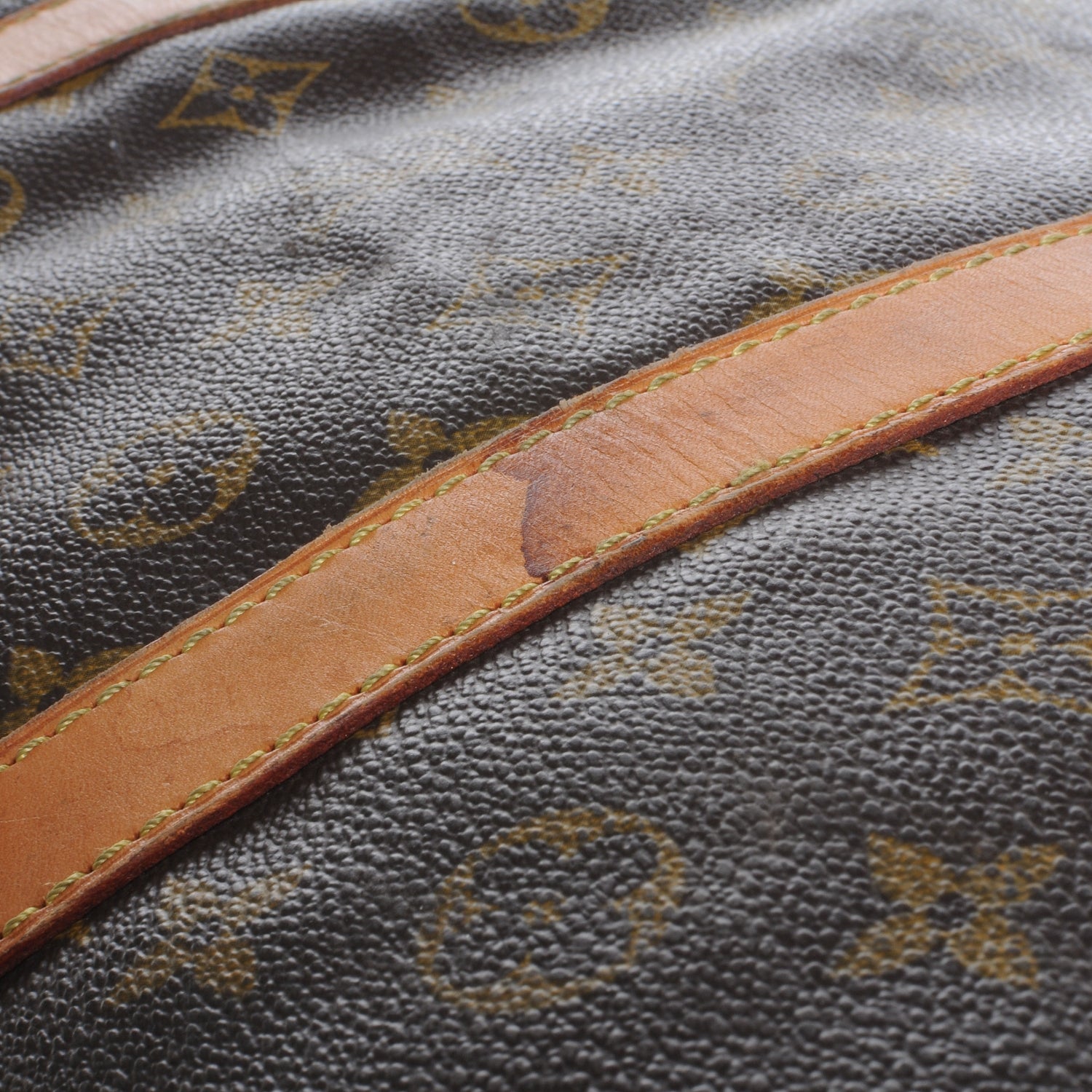 Louis Vuitton Monogram Keepall Bandouliere 60 7 of 10