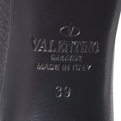 Valentino Garavani Pebbled Calfskin Onyx Rockstud Rolling 100mm Pumps 39 Black 7 of 7