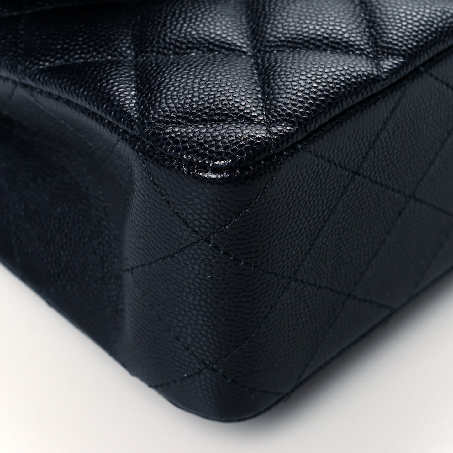 Caviar Quilted Medium Double Flap Navy