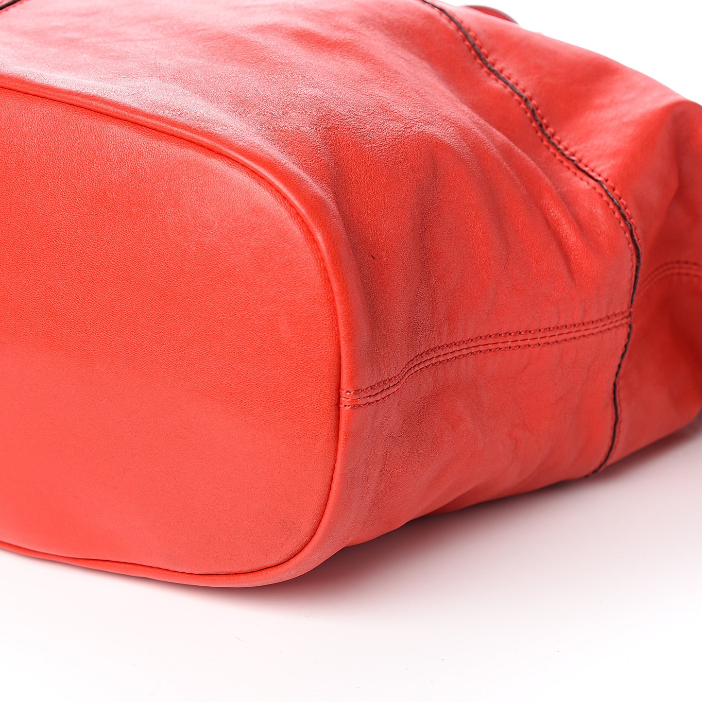 Lambskin Medium Nightingale Red