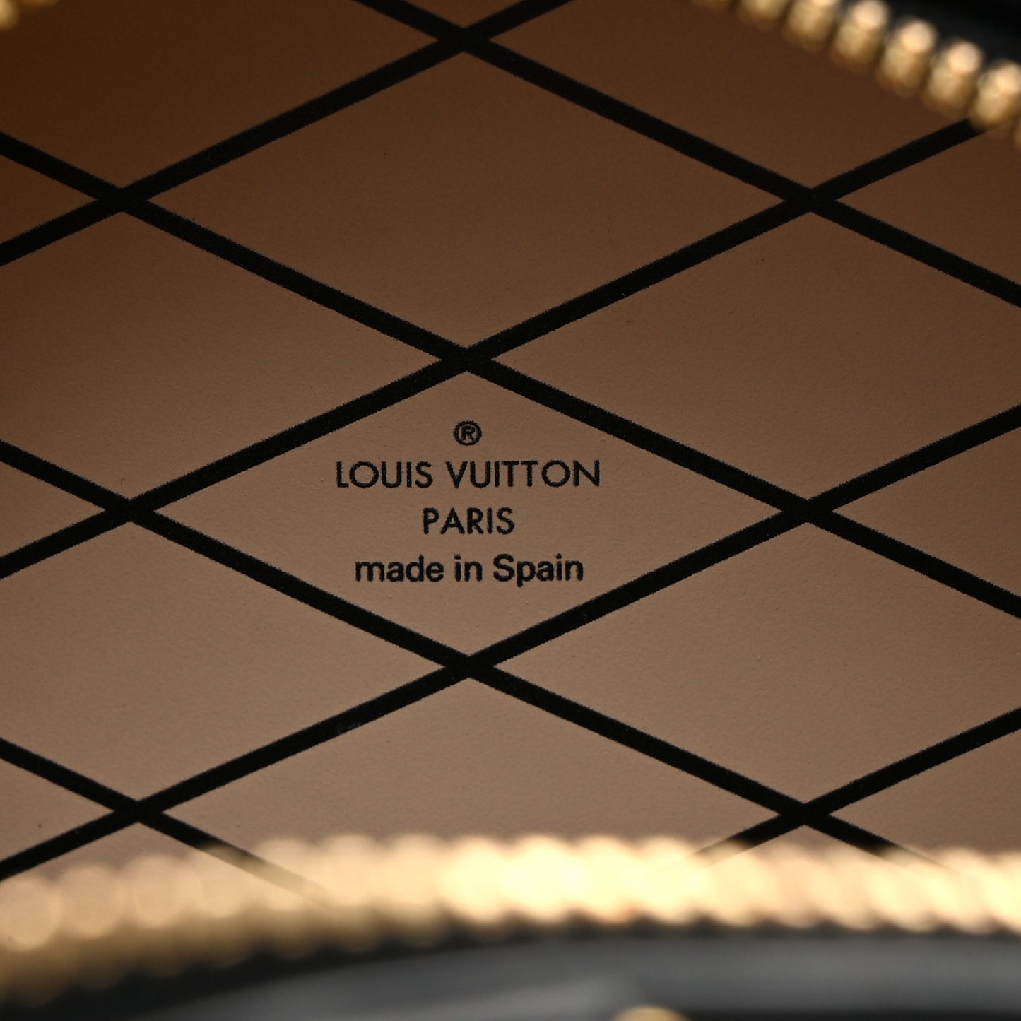 Reverse Monogram Mini Boite Chapeau