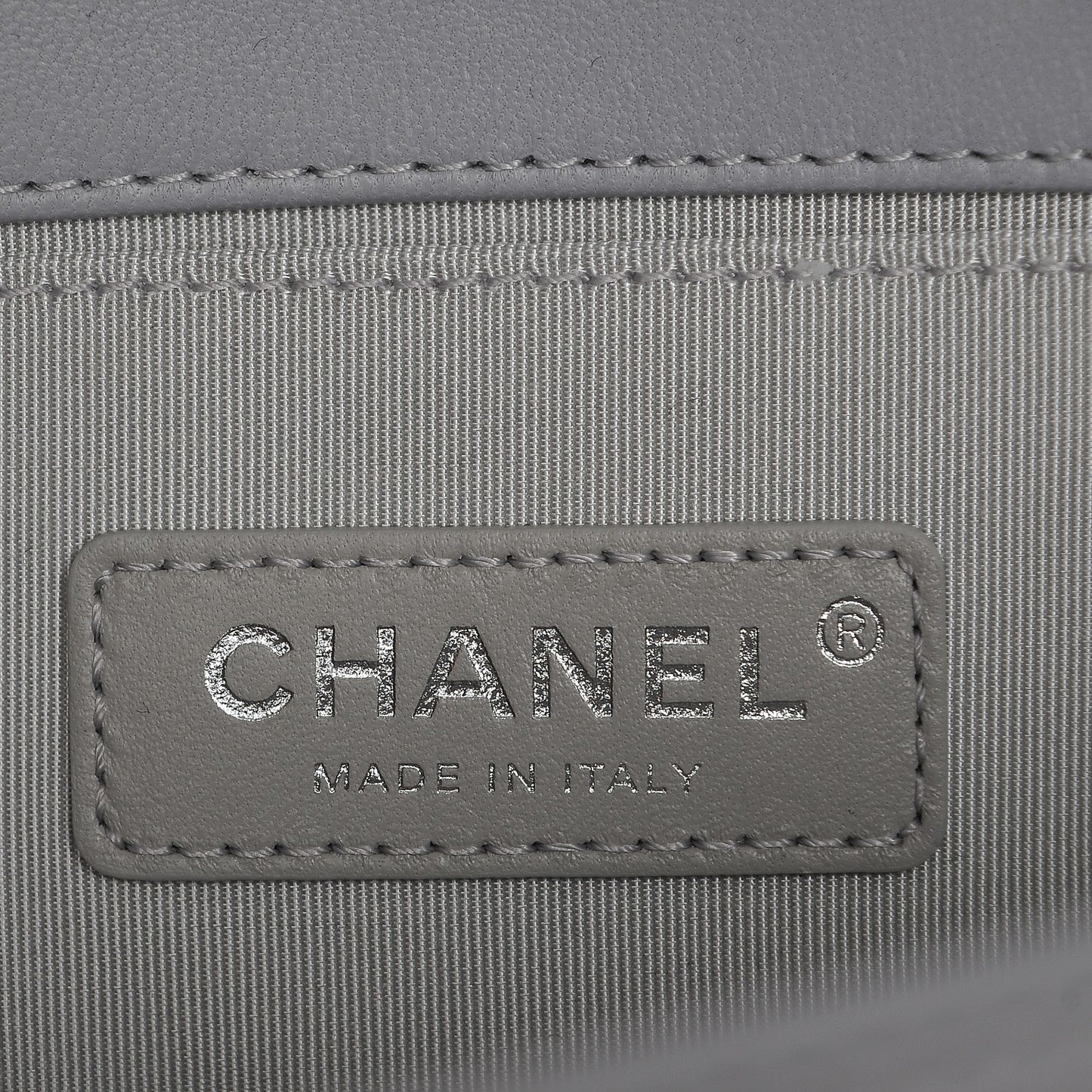 Lambskin Quilted Medium Boy Flap Grey