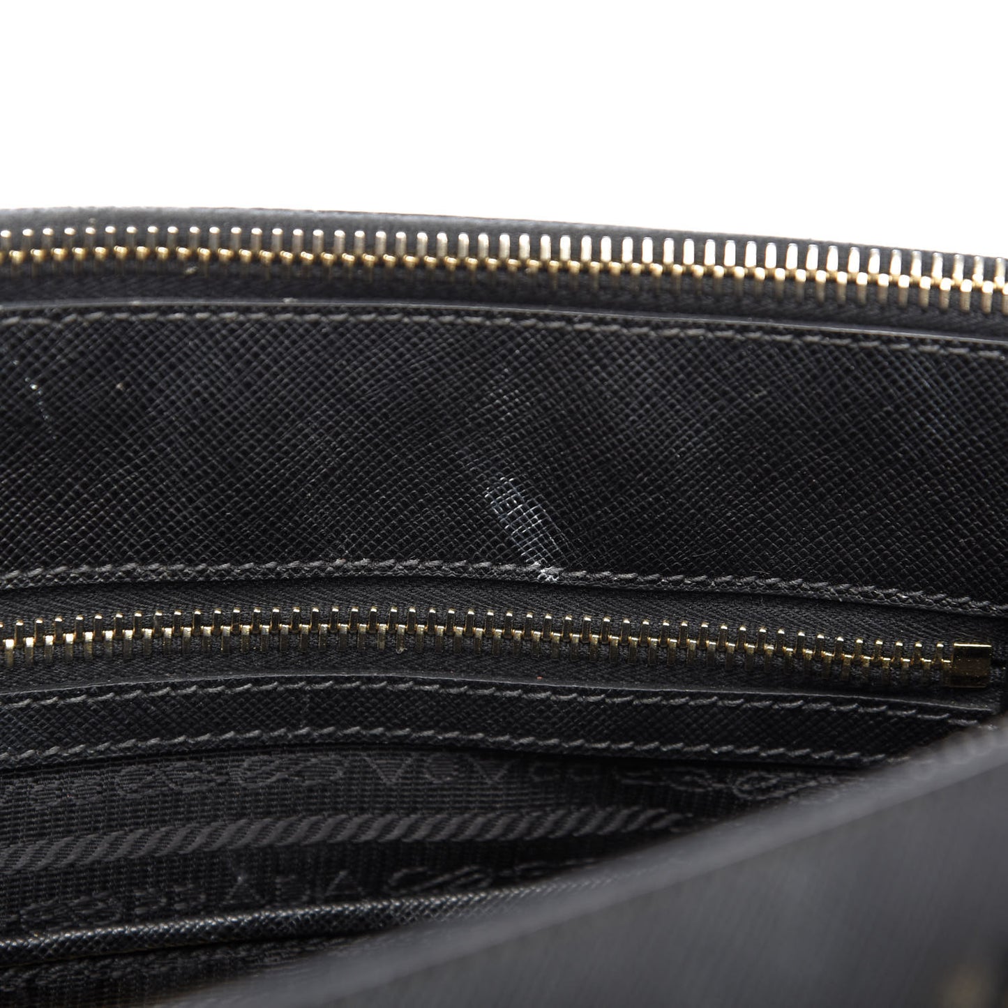 Saffiano Medium Galleria Double Zip Tote Black