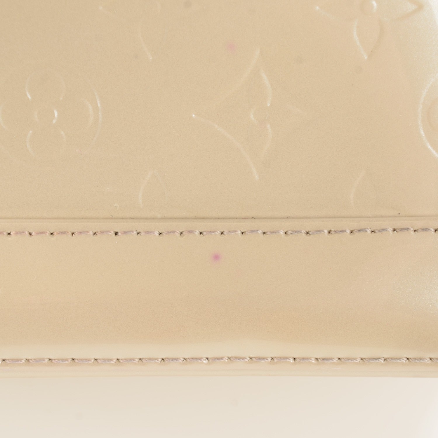 Louis Vuitton Vernis Alma PM Blanc Corail 11 of 13