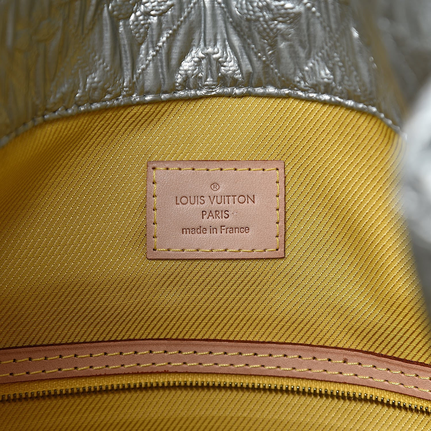 Louis Vuitton Jacquard Quilted Monogram Limelight Clutch GM Perle 6 of 9