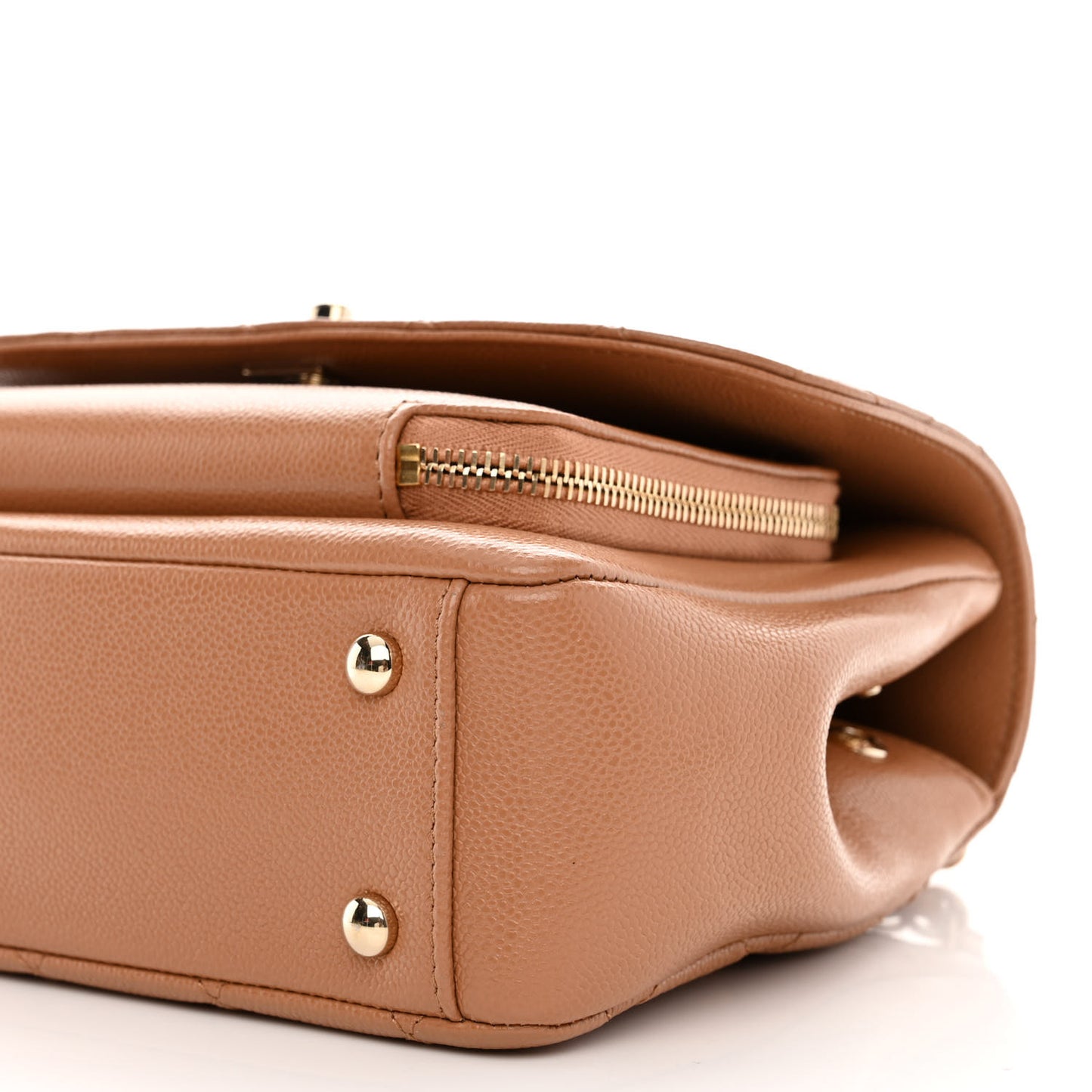 Caviar Quilted Medium Business Affinity Flap Brown