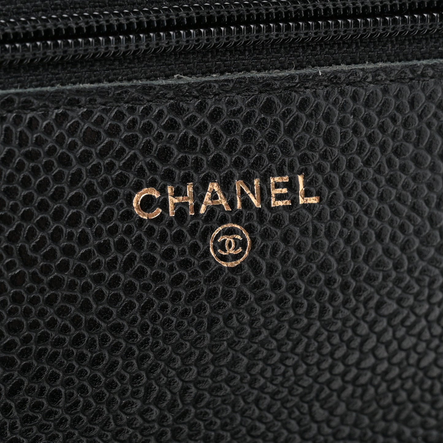 Caviar Quilted Wallet on Chain WOC Black
