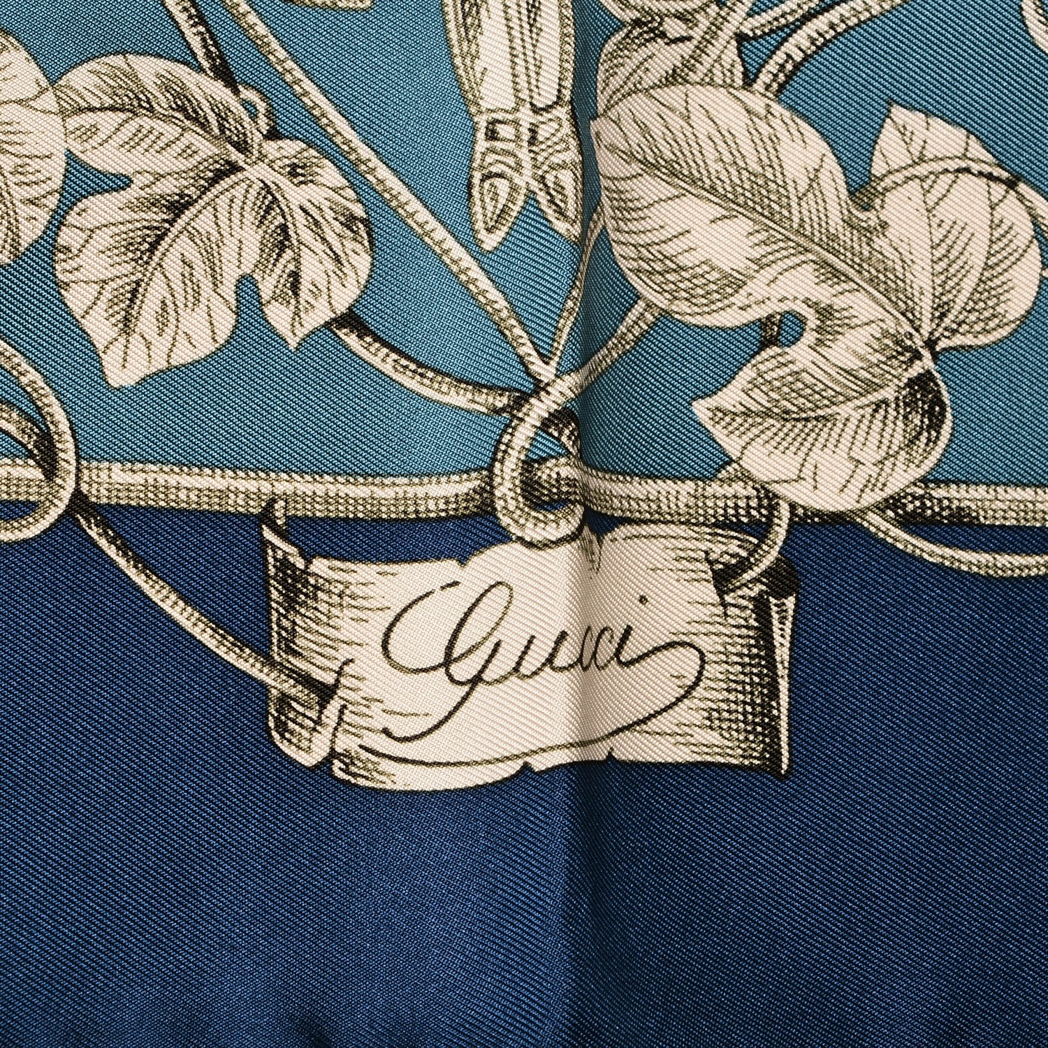 Gucci Silk Twill Wondergardenia Square Scarf Bluette 5 of 5