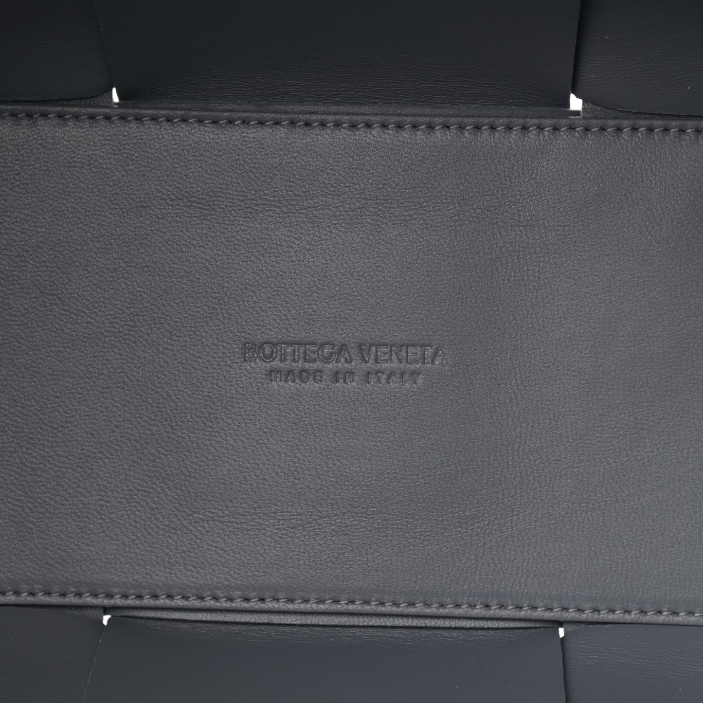 Nappa Maxi Intrecciato Small Arco Tote Thunder
