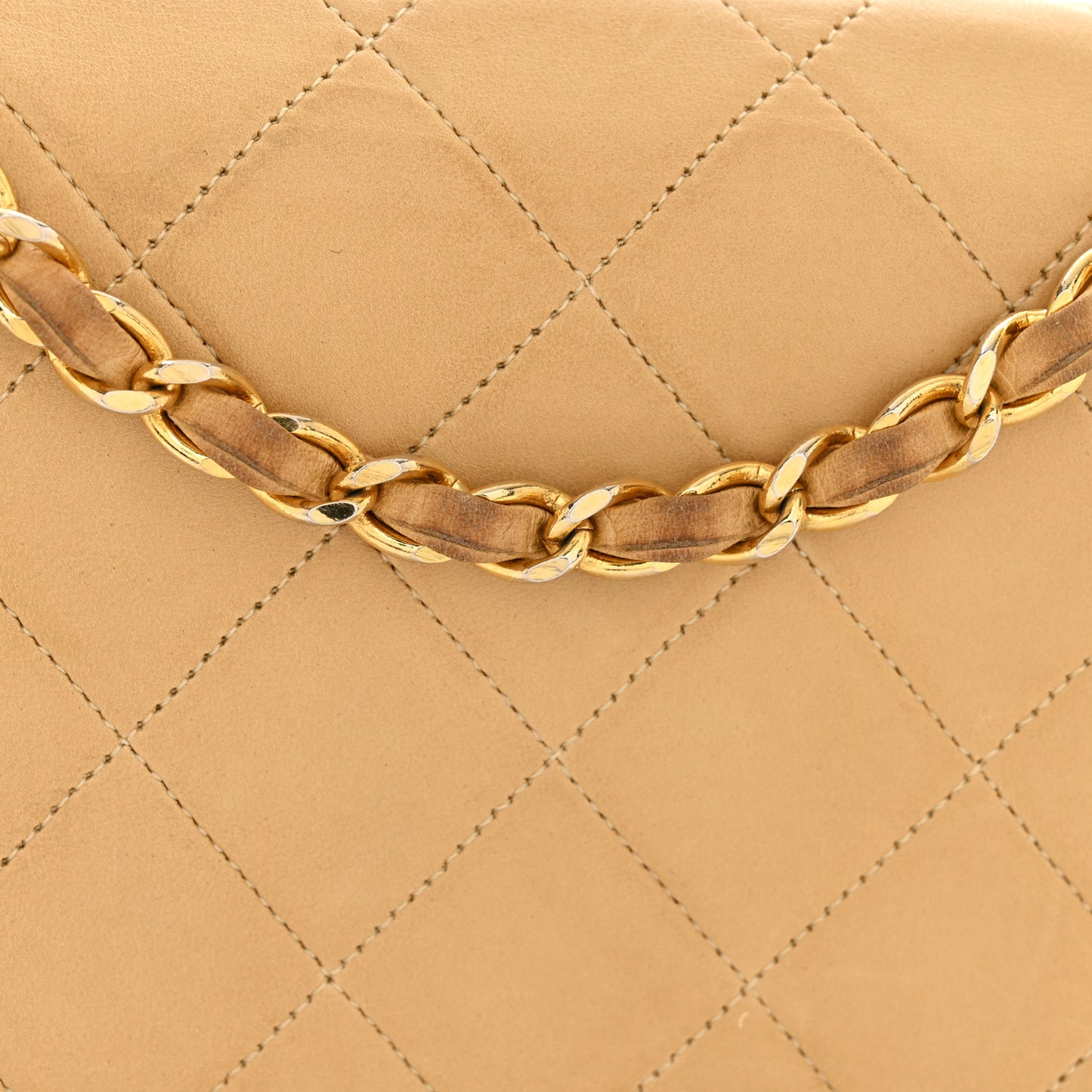 Lambskin Quilted Medium Single Flap Beige