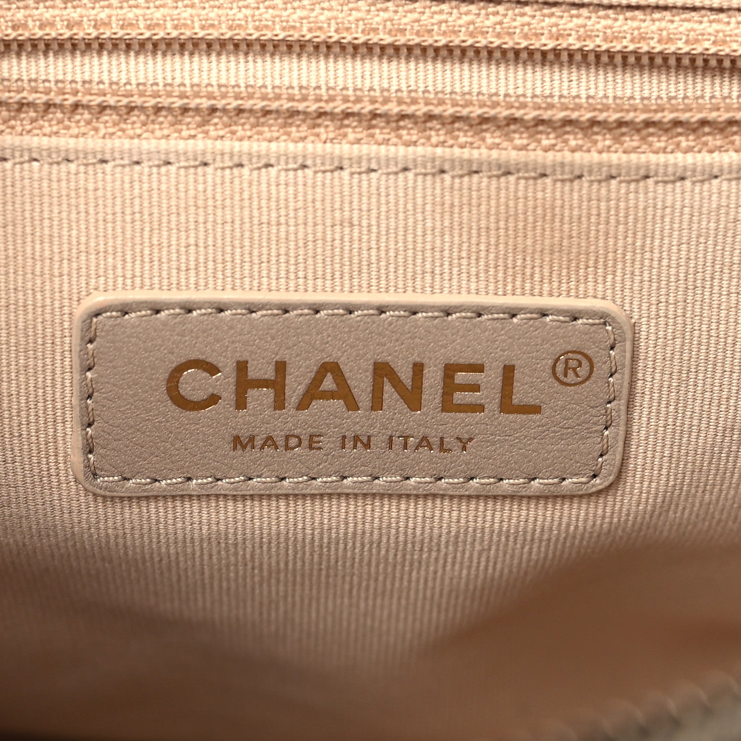 Chanel Shiny Caviar Quilted Chain Melody Backpack White 6 of 11