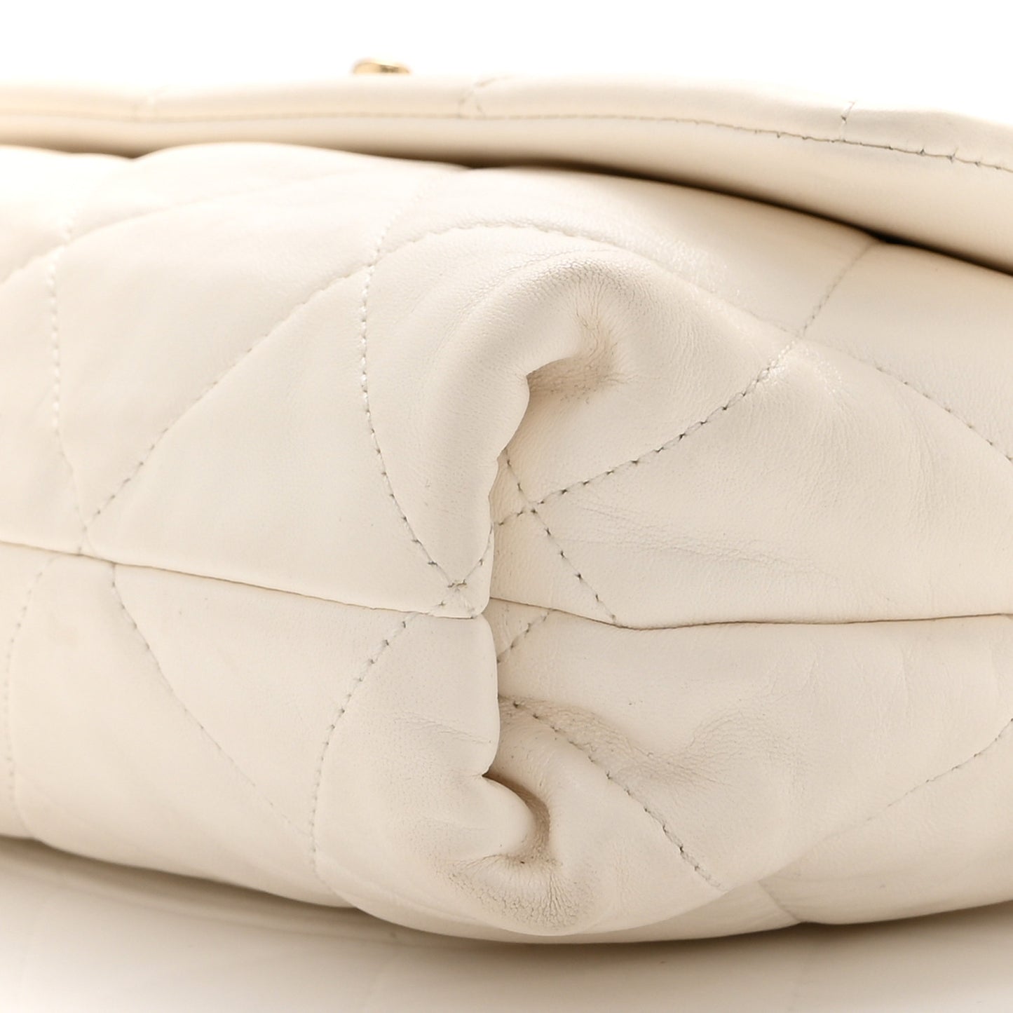 Lambskin Quilted Logo Strap Flap Black White