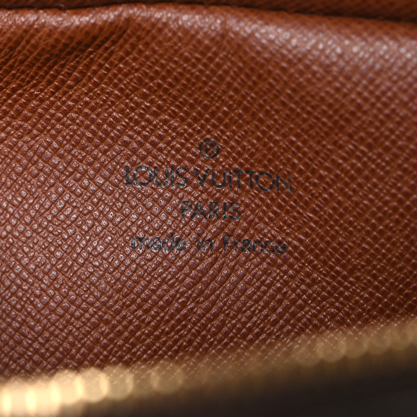 Monogram Amazone