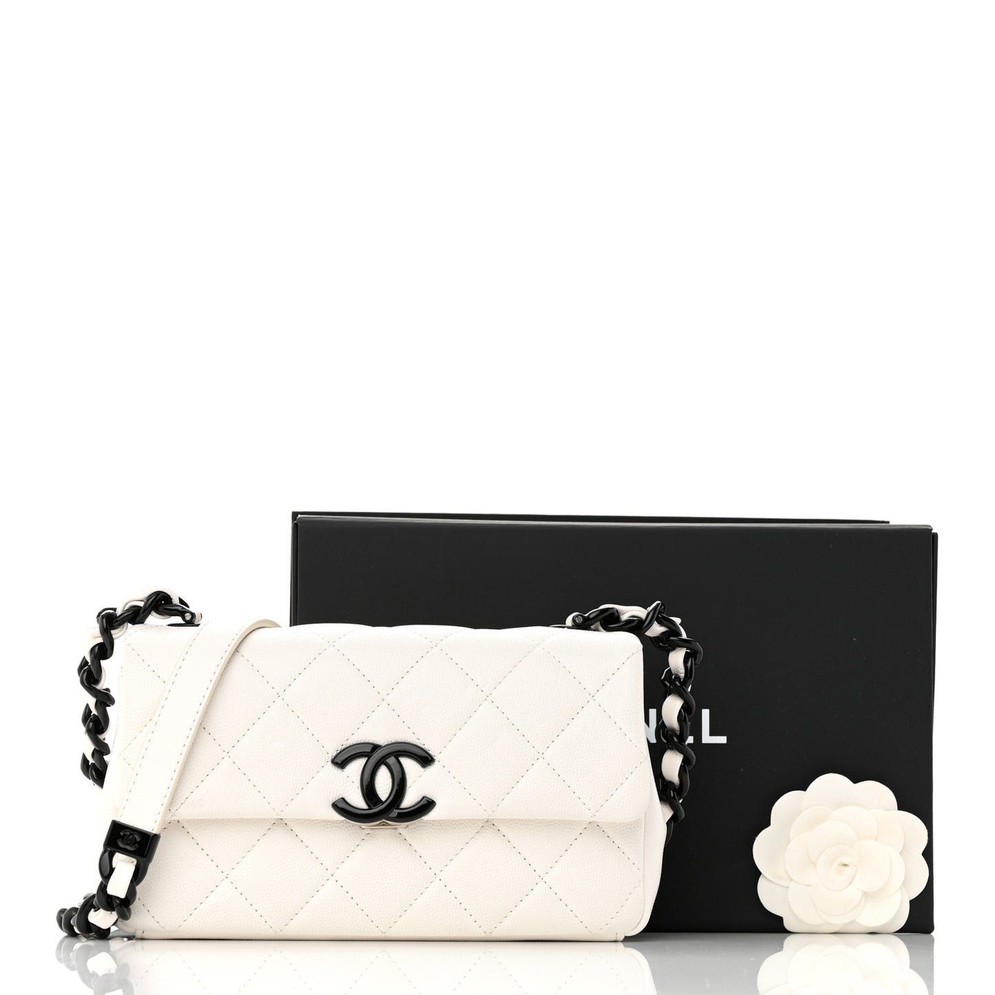 Caviar Quilted My Everything Small Flap White Black