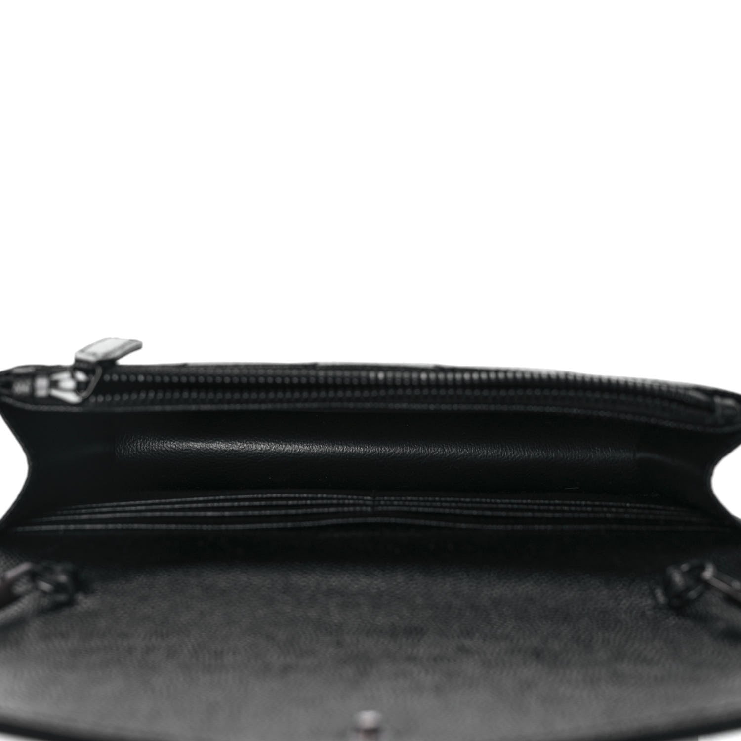 Saint Laurent Grain De Poudre Matelasse Chevron Monogram Monochrome Envelope Chain Wallet Black 4 of 9